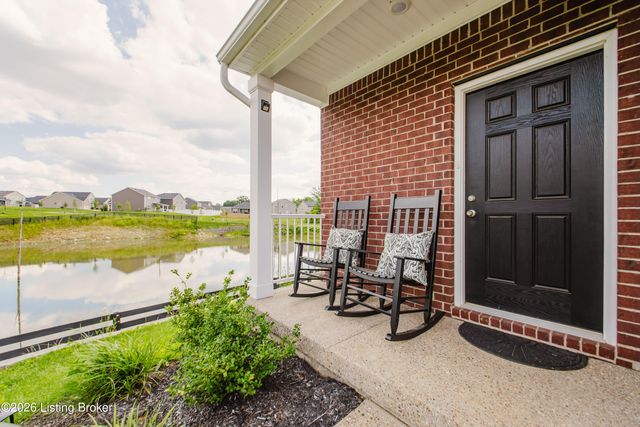 11901 Parkview Trace Dr, Louisville, KY 40229