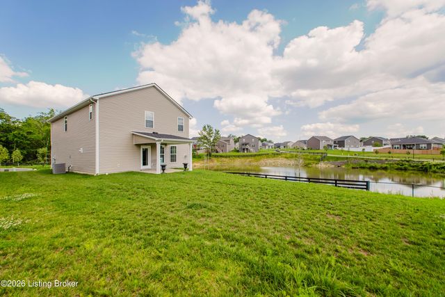 11901 Parkview Trace Dr, Louisville, KY 40229