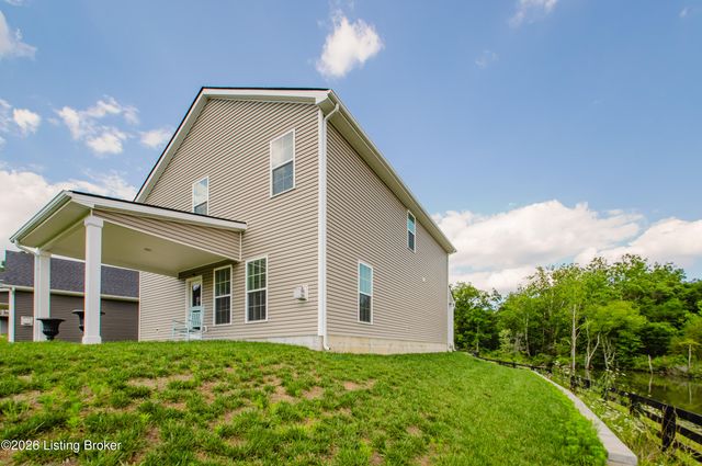 11901 Parkview Trace Dr, Louisville, KY 40229