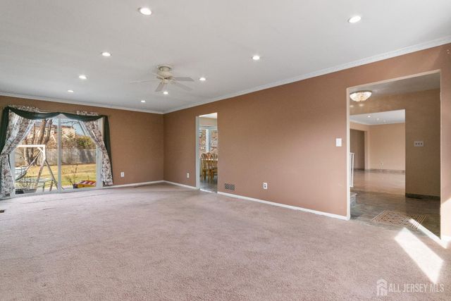 12 Mershon Lane, Plainsboro, NJ 08536