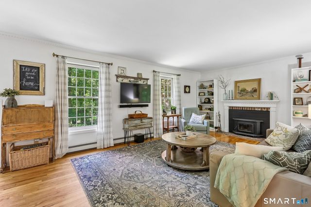 338 Good Hill Road, Woodbury, CT 06798