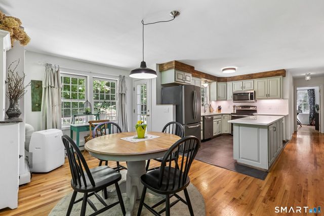 338 Good Hill Road, Woodbury, CT 06798
