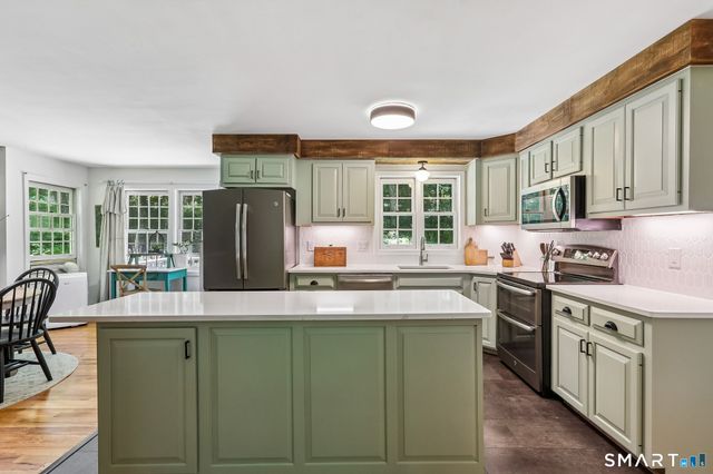 338 Good Hill Road, Woodbury, CT 06798