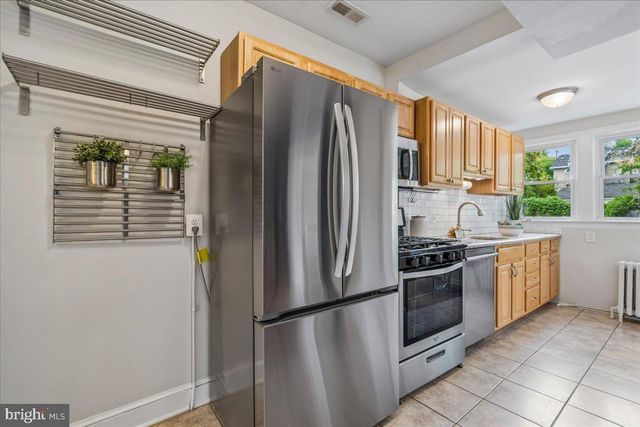 1424 KEARNY ST NE, Washington, DC 20017