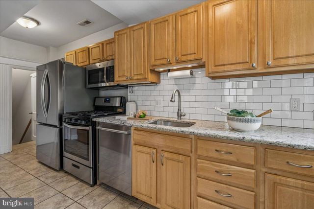 1424 KEARNY ST NE, Washington, DC 20017