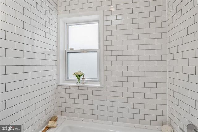 1424 KEARNY ST NE, Washington, DC 20017