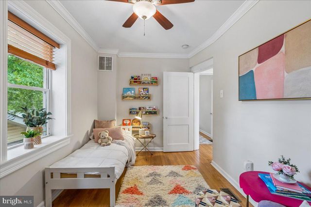 1424 KEARNY ST NE, Washington, DC 20017