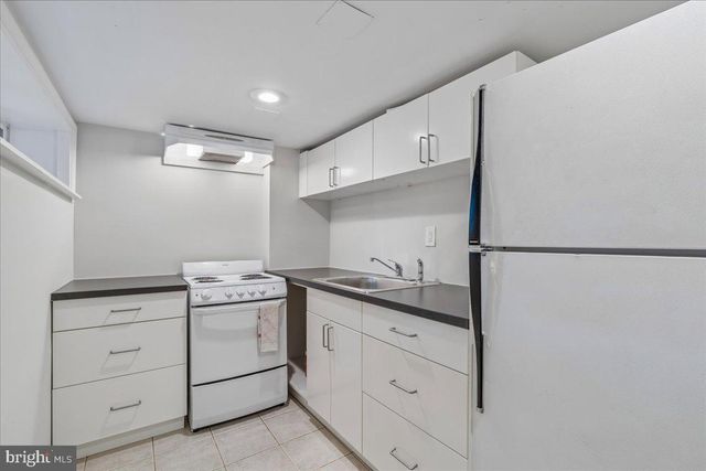 1424 KEARNY ST NE, Washington, DC 20017