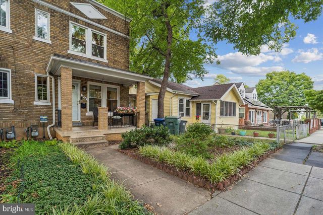 1424 KEARNY ST NE, Washington, DC 20017