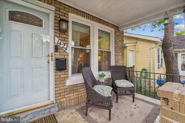 1424 KEARNY ST NE, Washington, DC 20017