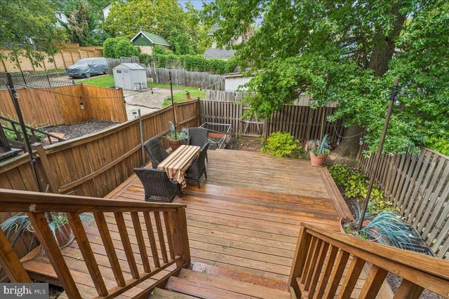 1424 KEARNY ST NE, Washington, DC 20017