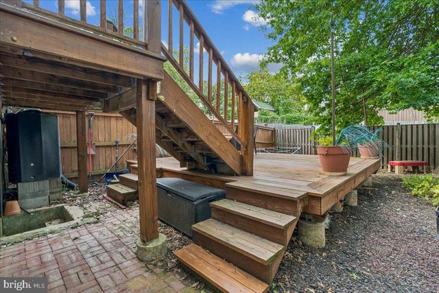 1424 KEARNY ST NE, Washington, DC 20017