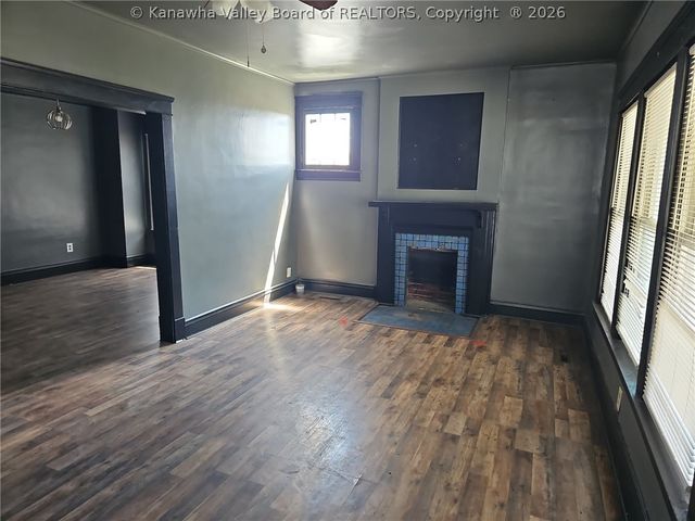 1104 Hunt Avenue, Charleston, WV 25302