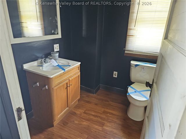 1104 Hunt Avenue, Charleston, WV 25302