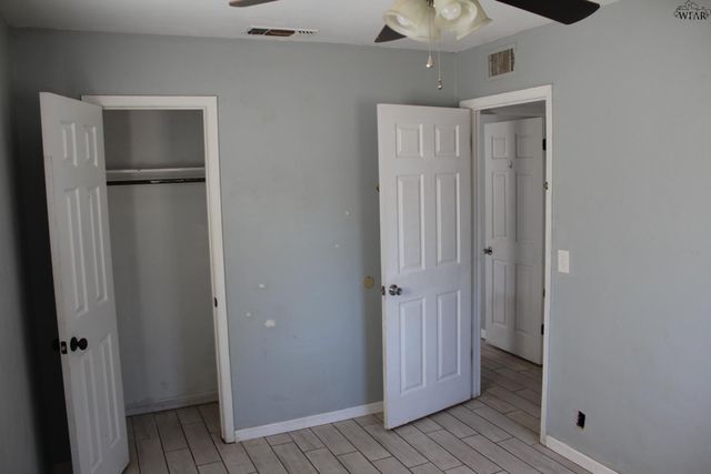 1120 CHERYL DRIVE, Burkburnett, TX 76354