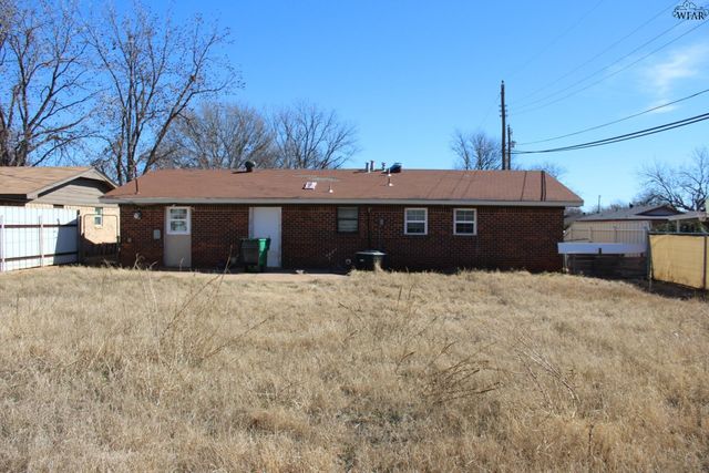 1120 CHERYL DRIVE, Burkburnett, TX 76354