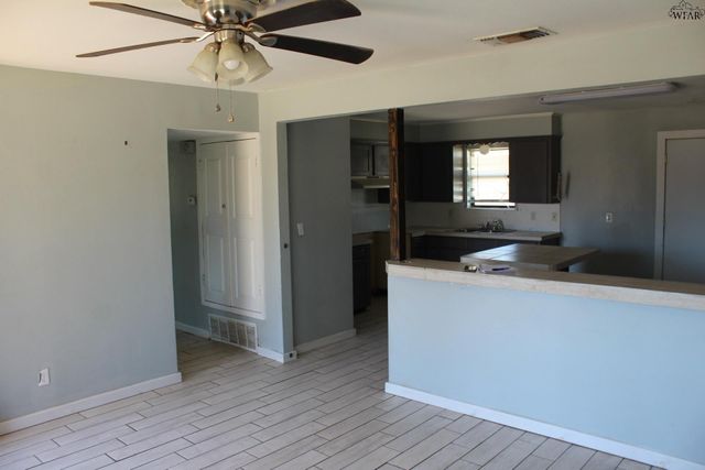 1120 CHERYL DRIVE, Burkburnett, TX 76354