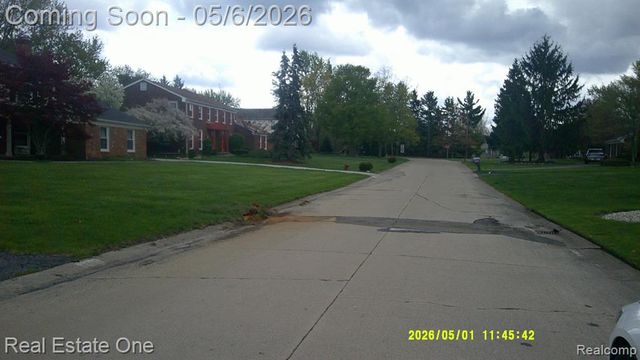 4837 Teddington Drive, West Bloomfield, MI 48323