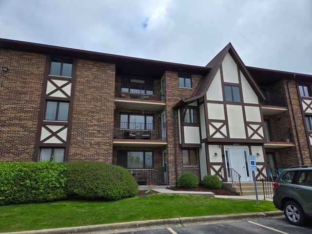 10512 Ridge Cove Drive 13C, Chicago Ridge, IL 60415