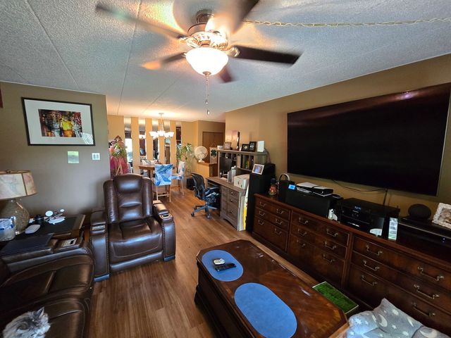 10512 Ridge Cove Drive 13C, Chicago Ridge, IL 60415
