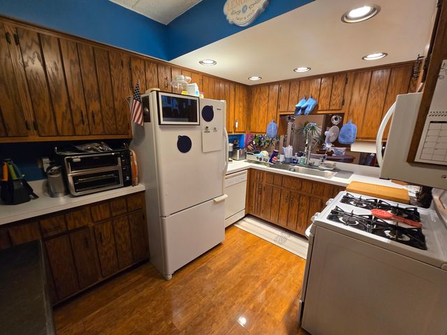 10512 Ridge Cove Drive 13C, Chicago Ridge, IL 60415