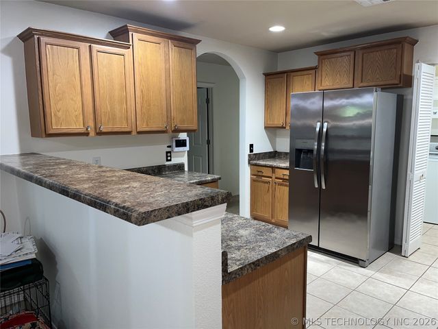 520 S Creek Street, Skiatook, OK 74070