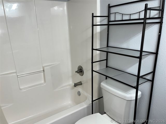 520 S Creek Street, Skiatook, OK 74070