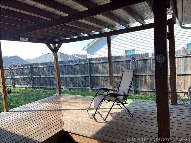 520 S Creek Street, Skiatook, OK 74070