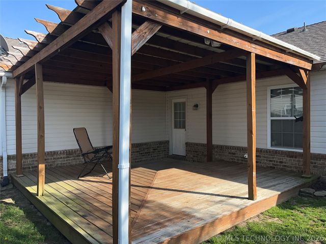 520 S Creek Street, Skiatook, OK 74070