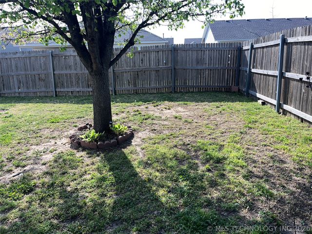 520 S Creek Street, Skiatook, OK 74070