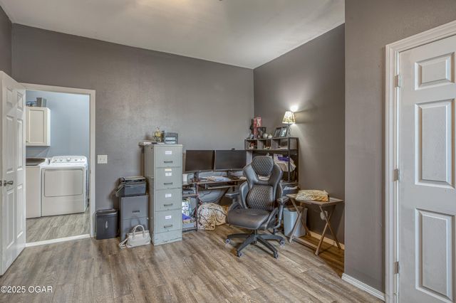 1638 Lark Road, Joplin, MO 64804