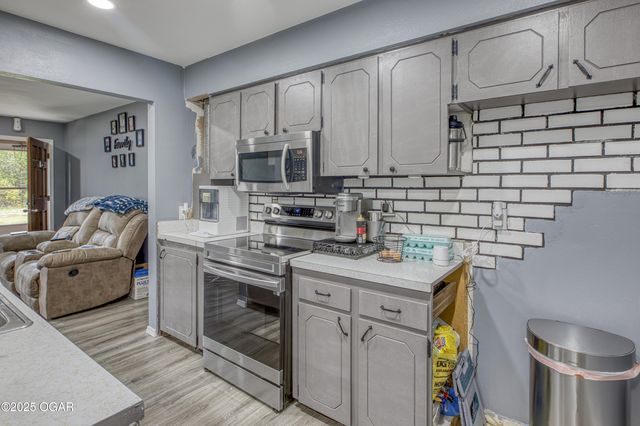 1638 Lark Road, Joplin, MO 64804