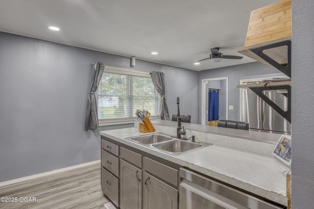 1638 Lark Road, Joplin, MO 64804