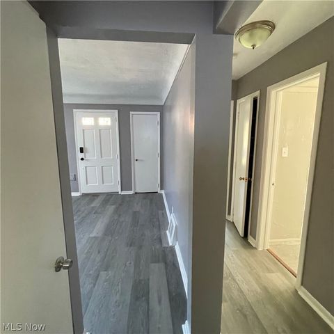 5026 E 86th Street, Garfield Heights, OH 44125