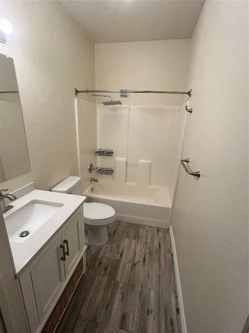 2200 Classen Boulevard 13-113, Norman, OK 73071