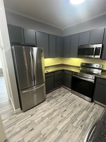 2200 Classen Boulevard 13-113, Norman, OK 73071