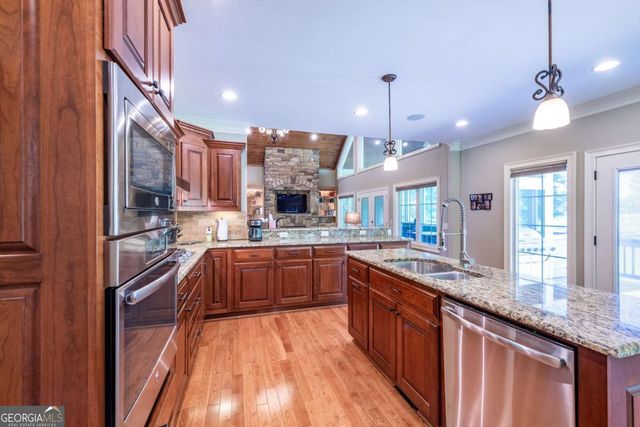 161 White Tail Ridge Road, Jasper, GA 30143