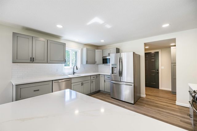 8579 GRUBB Road, Mckean, PA 16426