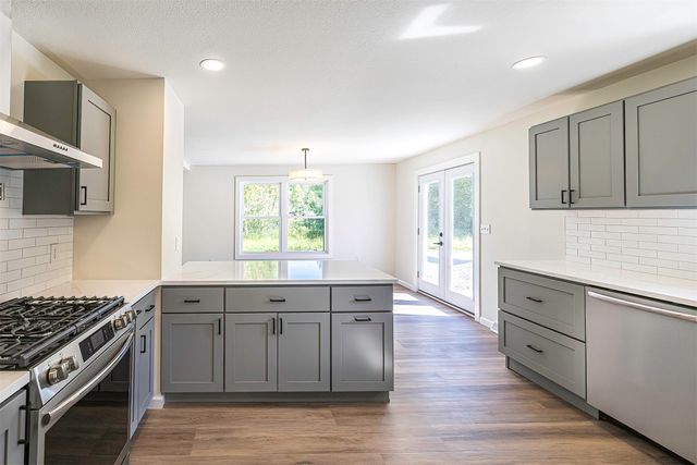 8579 GRUBB Road, Mckean, PA 16426