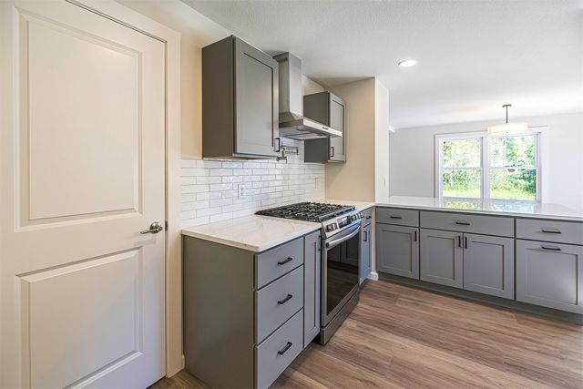 8579 GRUBB Road, Mckean, PA 16426