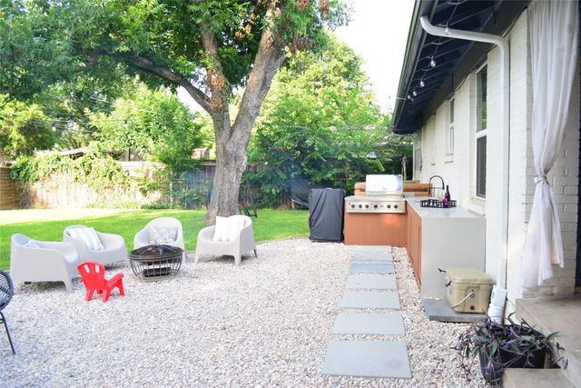 2903 Healey Drive, Dallas, TX 75228