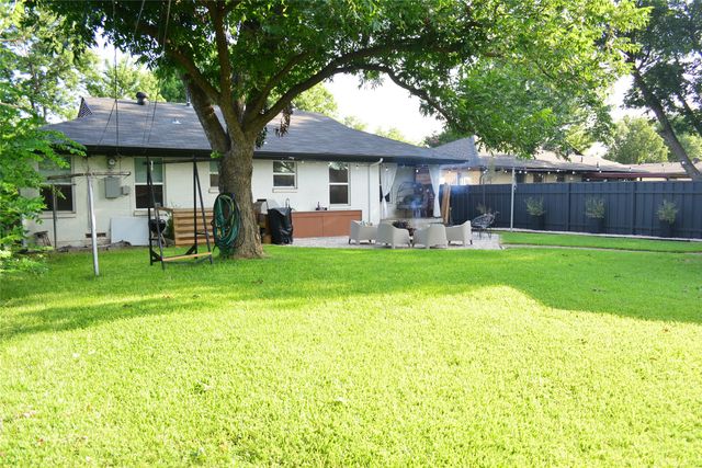 2903 Healey Drive, Dallas, TX 75228