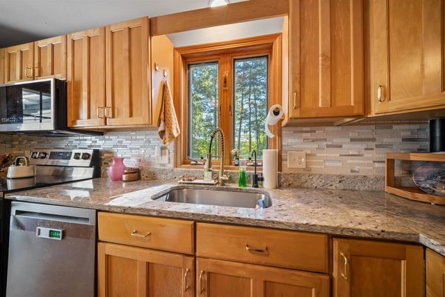 151 Highland Street, Hudson, NH 03051