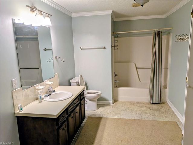 6913 Crandall Court, Clemmons, NC 27012