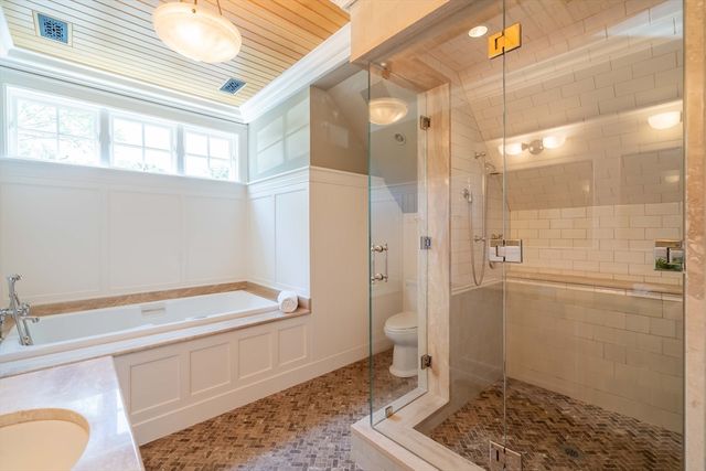 197 Grant St, Lexington, MA 02420