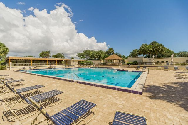 2414 24th Court, Jupiter, FL 33477