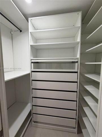 540 SW 6th Ave 0, Fort Lauderdale, FL 33315