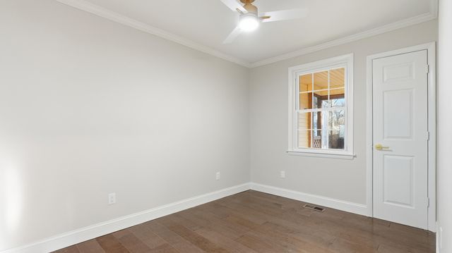 928 Ridgeway Avenue, Signal Mountain, TN 37377