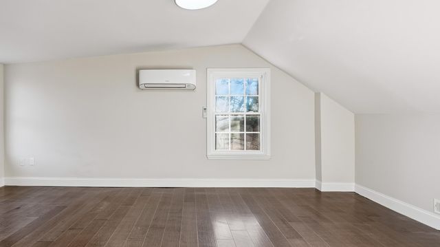 928 Ridgeway Avenue, Signal Mountain, TN 37377