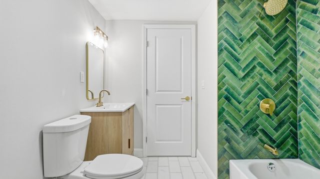 928 Ridgeway Avenue, Signal Mountain, TN 37377